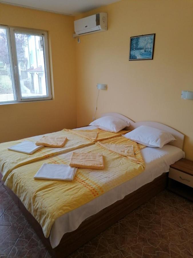 Villa Krisia Apartments โซโซโปล ภายนอก รูปภาพ