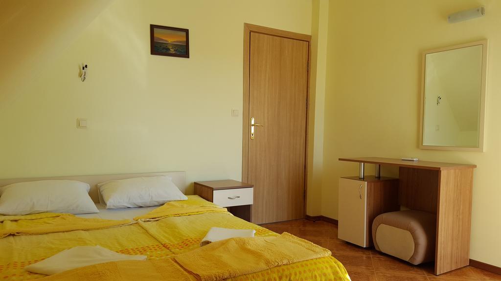 Villa Krisia Apartments โซโซโปล ภายนอก รูปภาพ